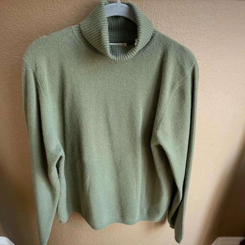 Cashmere Sweater XL Lord and Taylor Sage Green Two Ply Cashmere Turtleneck - Picture 7 of 9